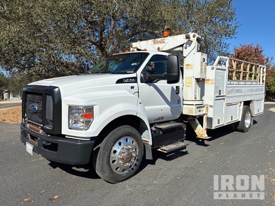 2019 Ford F-750 4x2 Tire Service Truck