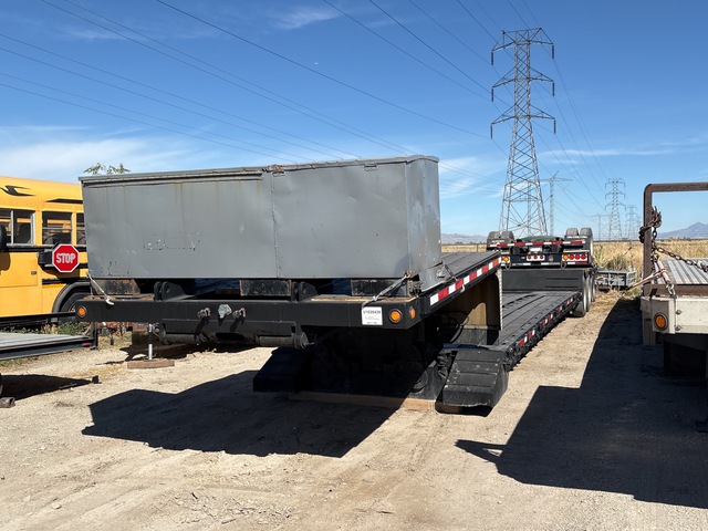 2015 XL Specialized 90MD Tri/A 29 ft - 50 ft Extendable Lowboy Trailer