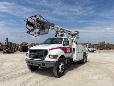 Telsta T40C 41 ft on 2000 Ford F-750 4x2 Lkw-Arbeitsbühne