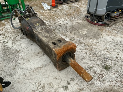 2015 Cat H120ES-317 Q/C Hydraulic Breaker