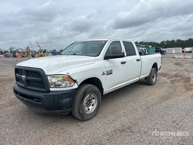 2014 Ram 2500 ST 4x2 Crew Cab Pickup