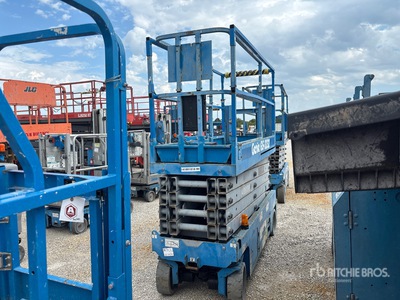 2014 Genie GS-3232 Electric Scissor Lift