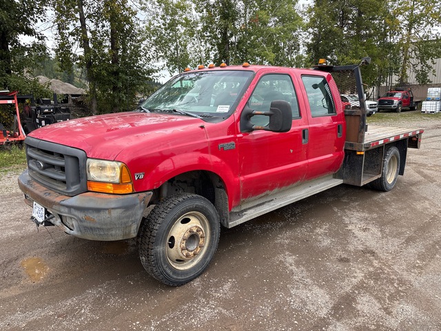 1999 Ford F-550 4x2 Crew Cab Flatbed Truck