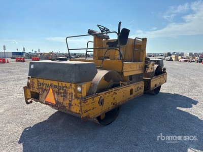 Dynapac CC42 Double Drum Roller