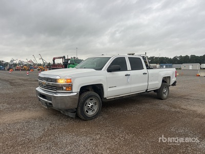2018 Chevrolet Silverado 2500 4x2 Crew Cab Pickup