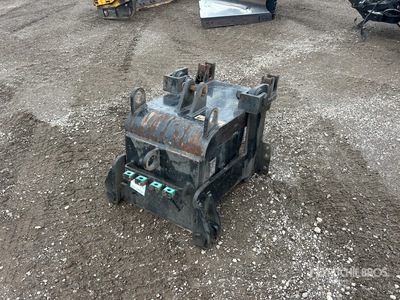 Attachment Mounting Plate