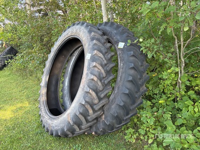 Quantity of (2) Firestone 380/90R54 Tires