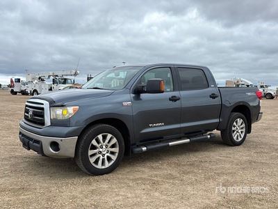 2010 Toyota Tundra SR5 4x4 Crew Cab Ute