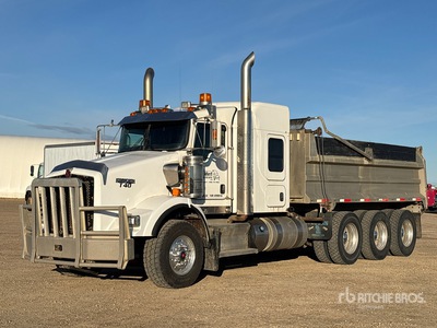 2018 Kenworth T800 8x6 Sleeper Camion à benne basculante Tridem
