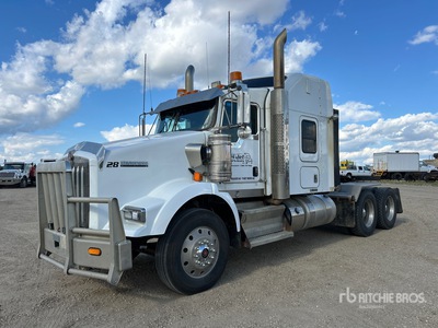 2015 Kenworth T800 6x4 T/A Sleeper Truck Tractor