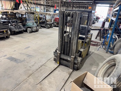 White MA50H Cushion Tire Forklift