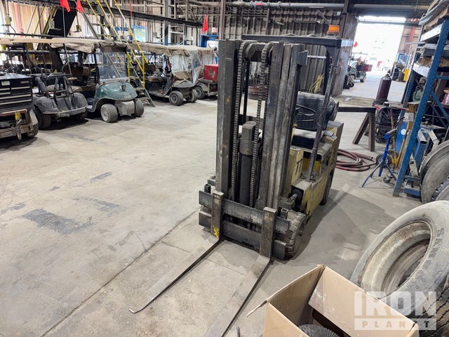 White MA50H Cushion Tire Forklift