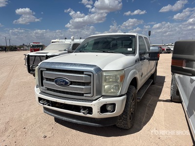 2013 Ford F-250 Platinum 4x4 Crew Cab Pickup