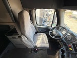 Cab with Seats/armrests