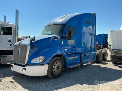 2019 Kenworth T680 6x4 Ciągnik siodłowy T/A z kabiną sypialną