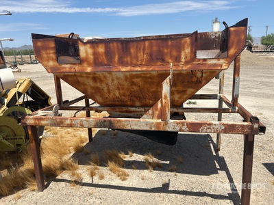 4 ft x 7 ft Aggregate Hopper