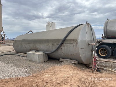 10000 gal Water Tank
