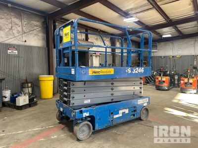 2018 Genie GS-3246 32 ft Scissor Lift