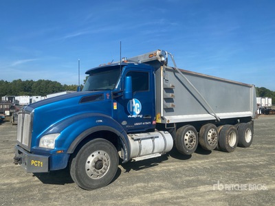 2017 Kenworth T880 10x4 T/A Dump Truck
