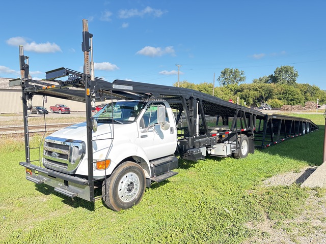2008 Ford F-750 Car Carrier Truck