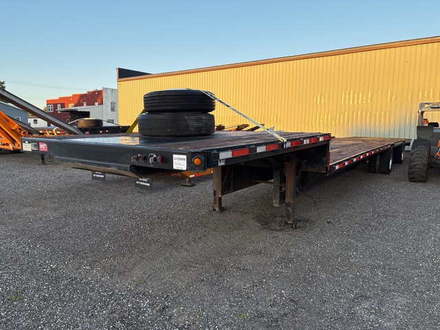 2000 Wabash FLDPFST 53 ft T/A Spread Axle Step Deck Trailer
