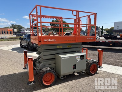 Skyjack SJ6832 RT Diesel 4x4 Scissor Lift