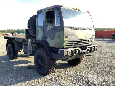 2000 Stewart & Stevenson M1078A1 LMTV 4x4 Cargo Truck