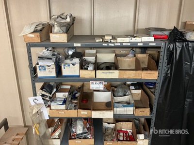 Quantity of Truck And Trailer Parts Varios, piezas para camion