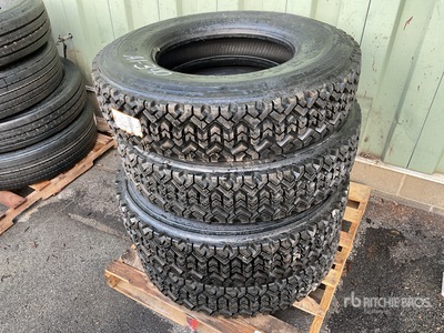 Quantity of (4) 11R22.5 Tires