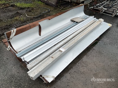 Quantity of Aluminum Trailer Panels and Supports