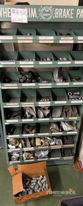 Quantity of Wheels Studs w/Wedges