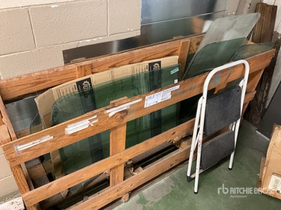 Quantity of (2) Left and (2) Right Mack Windshields Fits Models CH/CX/CXU/Anthem and Addition Misc. Glass