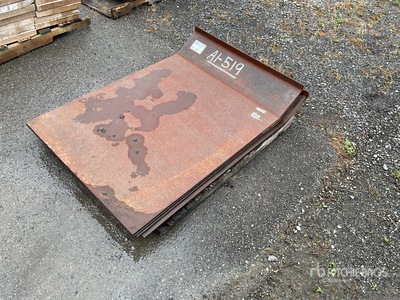 Quantity of (6) Fifth Wheel Plates Varios, tienda, almacen, consumidor