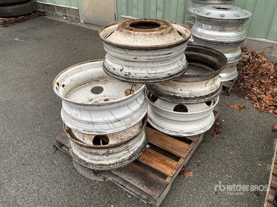 Quantity of (5) Steel 24.5 in Ruote