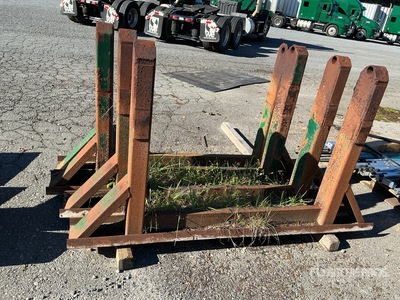 Quantity of (4) McLendon Trailer Landing Gear Legs Parti varie