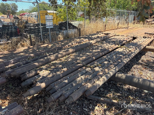 Quantity of (22) 4-1/2 in 4 1/2 in x 3 1/2 in Reg Thread Drill Pipe