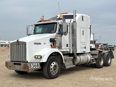 2006 Kenworth T800 6x4 T/A Sleeper Truck Tractor