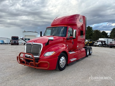 2022 International LT625 6x4 Cabeza Tractora Cabina Dormitorio