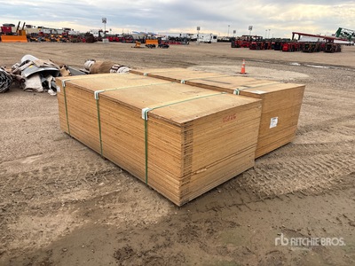 Quantity of (100) x 5/8" 4x8 CSP/DFP No Stamp Plywood Plywood (Unused)