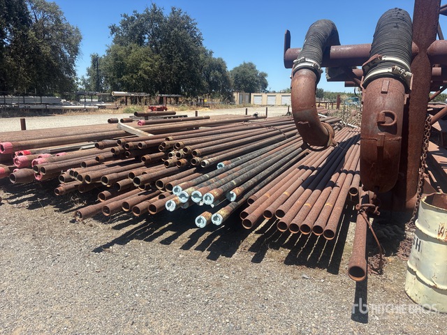 Quantity of (165) 2-7/8 in 2-7/8 in Eue Line 30 ft Drill Pipe