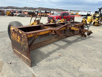 Bee Gee 197 in Box Scraper