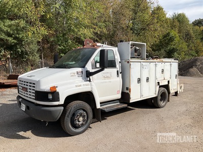 2007 GMC 4500 4x2 Service Truck