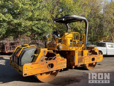 2012 Sakai SW800-II Dubbele trommelwals