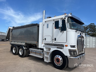 2016 Kenworth K200 6x4 Sleeper Camion à benne basculante D/E