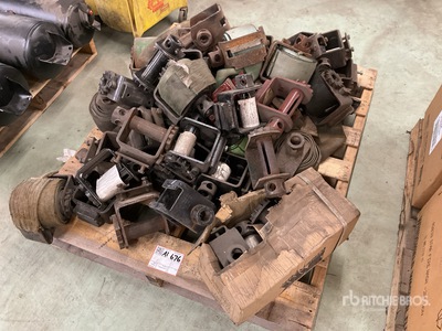 Quantity of Winches and Straps