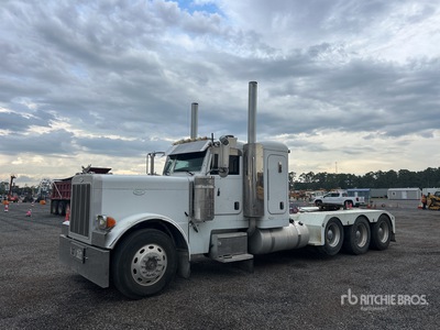2007 Peterbilt 379 8x4 تراكتور شاحنة بسقف (ثلاثى المحور)