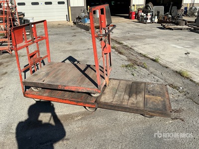 Quantity of (2) Rolling Carts
