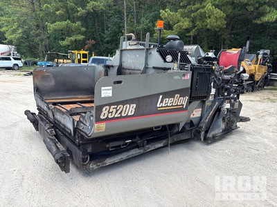 2021 LeeBoy 8520 Track Asphalt Paver