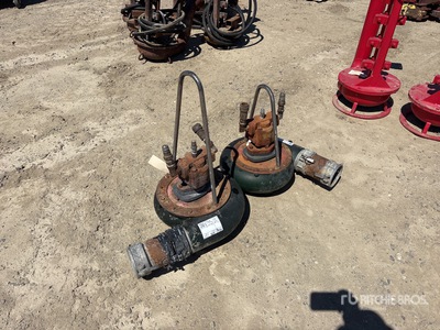 Quantity of (2) Mud Puppy Lift Pumps to fit Shakers