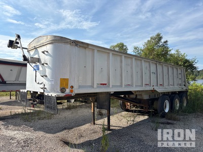 2004 Mate 30 ft Tri/A Aluminum Quarter Frame Remolque banera